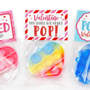  Non-Sugar Pop-It Valentine Keychain Gift | 10 Pack