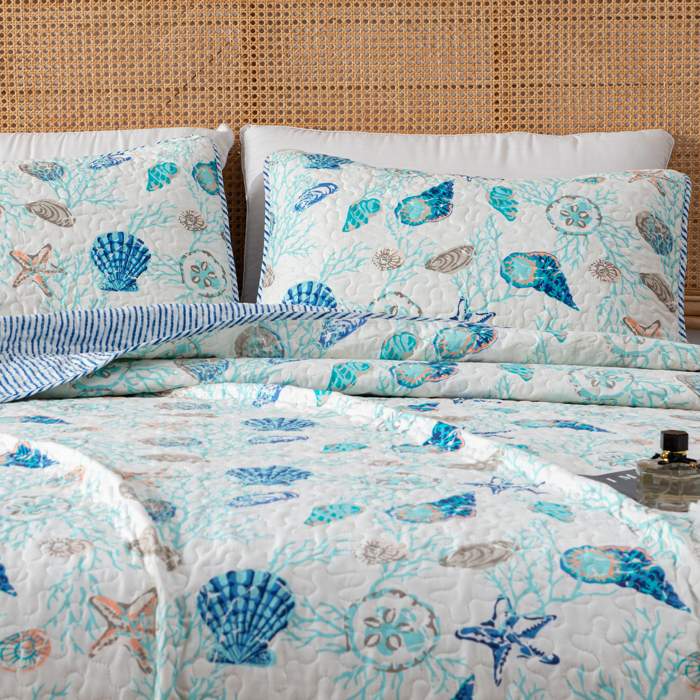 Coastal Seashells Quilt Set