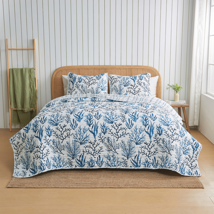 Ultra Soft Coastal Inspired Stitch Quilt Set
