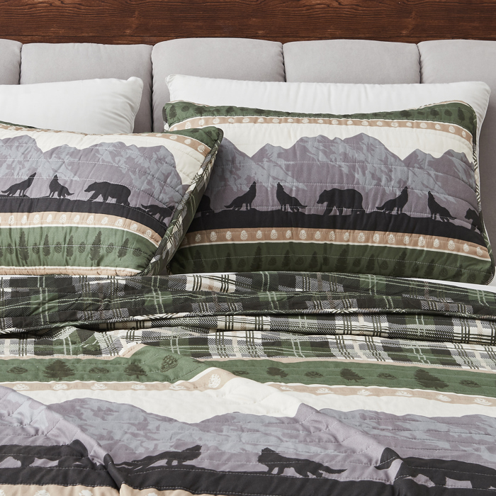 Lodge Plaid Quilt Set with Shams