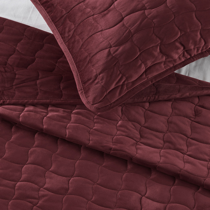 Stitched Velvet Quilt Set