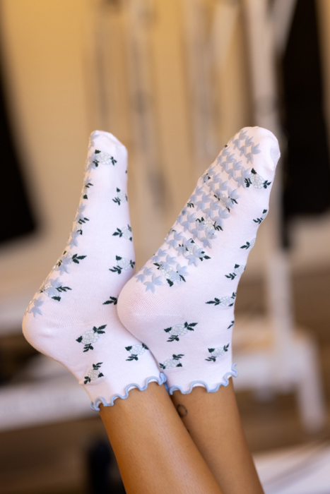 Blue Floral Grip Socks with Squish 
